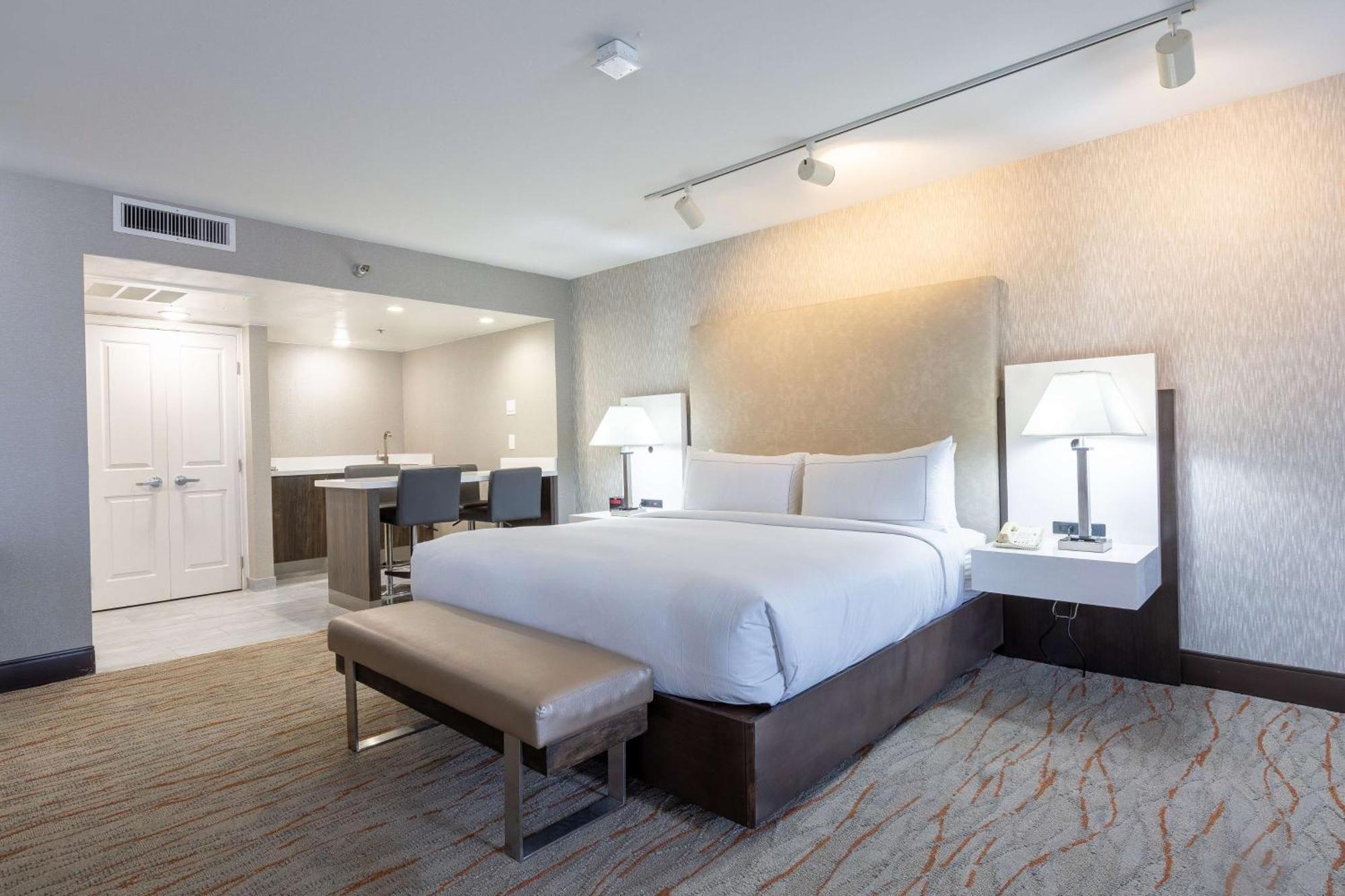 Doubletree By Hilton Dallas/Richardson Eksteriør billede